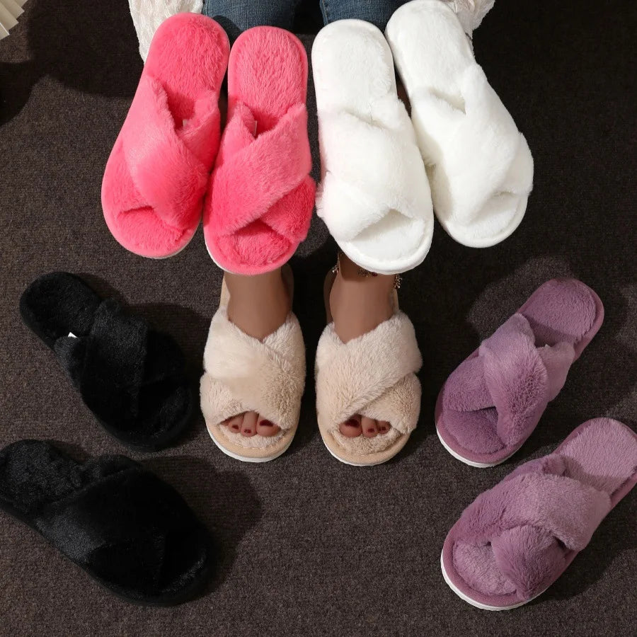 Chaussons Croisés Fourrés Femme