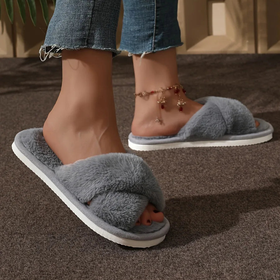 Chaussons Croisés Fourrés Femme