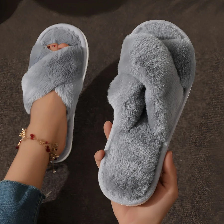 Chaussons Croisés Fourrés Femme